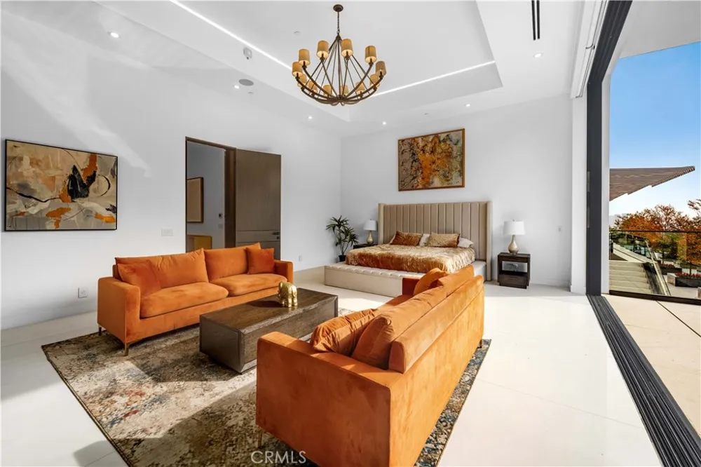 677 Nimes Road Bel Air, CA 90077