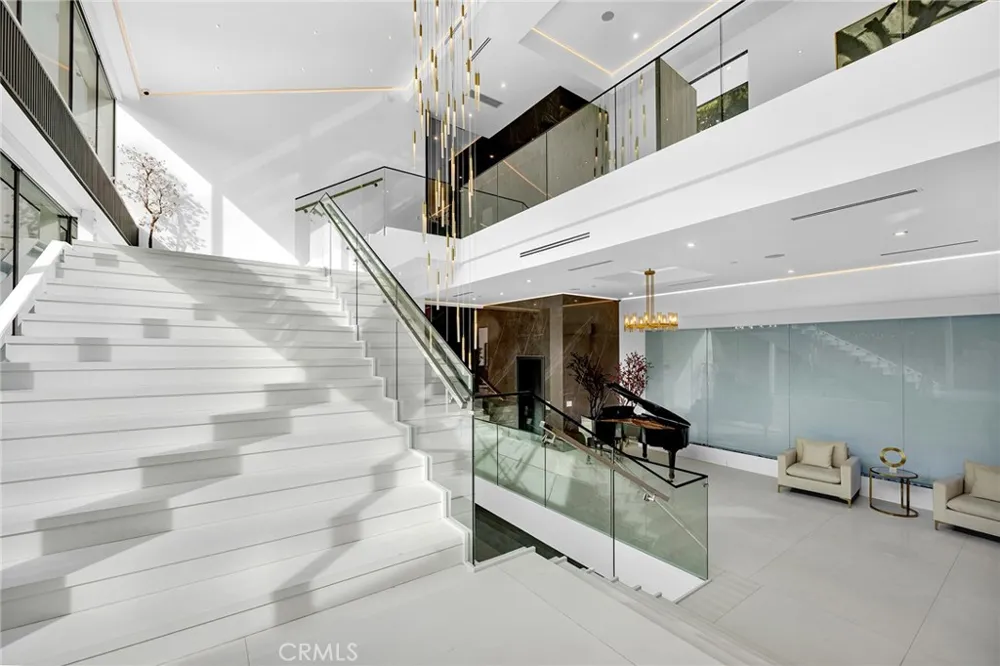 677 Nimes Road Bel Air, CA 90077