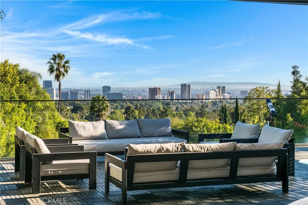 677 Nimes Road Bel Air, CA 90077