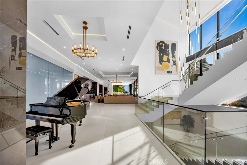 677 Nimes Road Bel Air, CA 90077