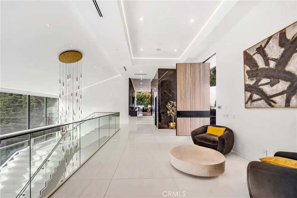 677 Nimes Road Bel Air, CA 90077