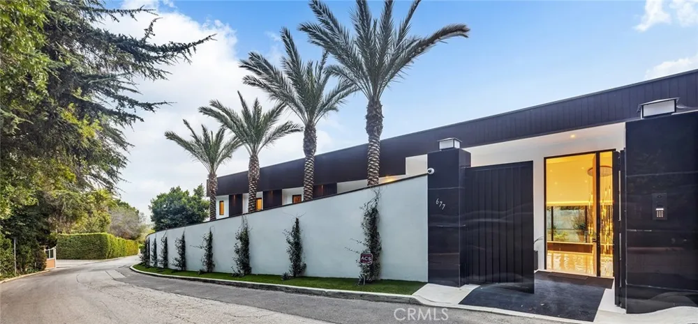 677 Nimes Road Bel Air, CA 90077
