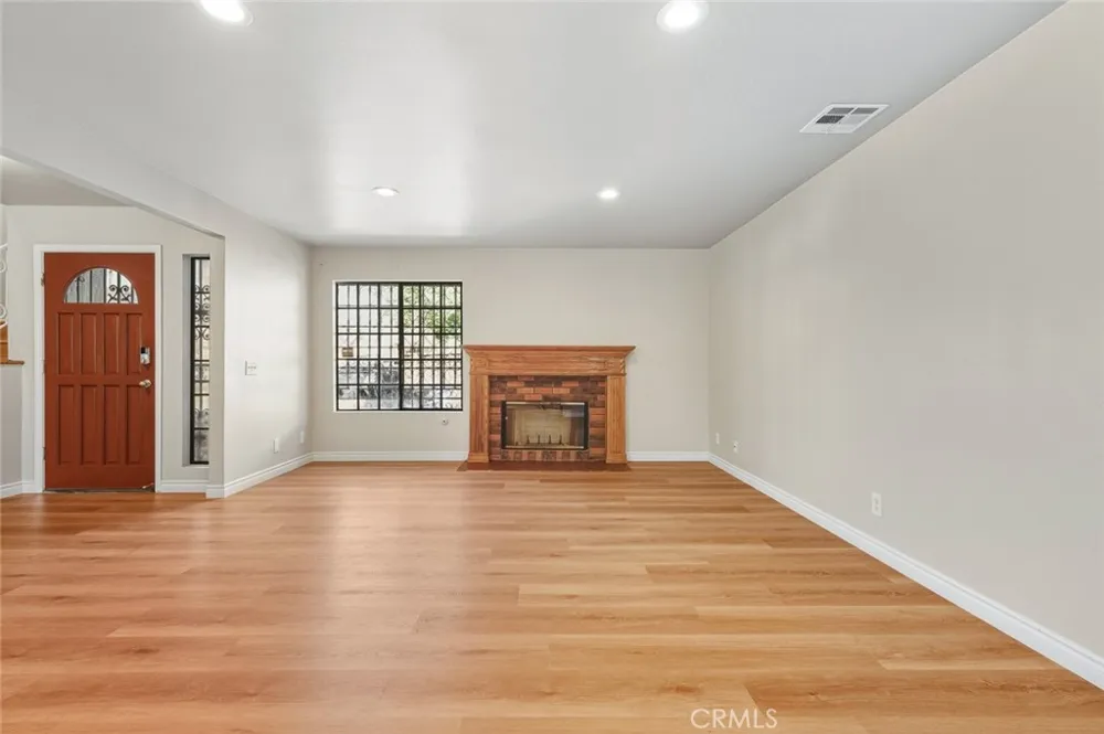 2555 Angelus Ave Rosemead, CA 91770