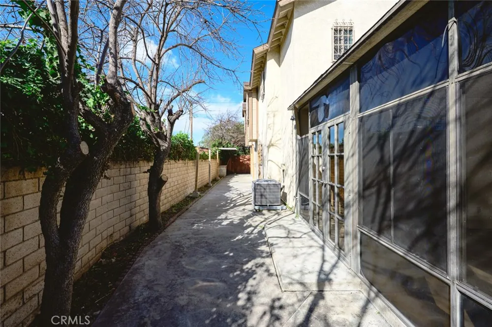 2555 Angelus Ave Rosemead, CA 91770