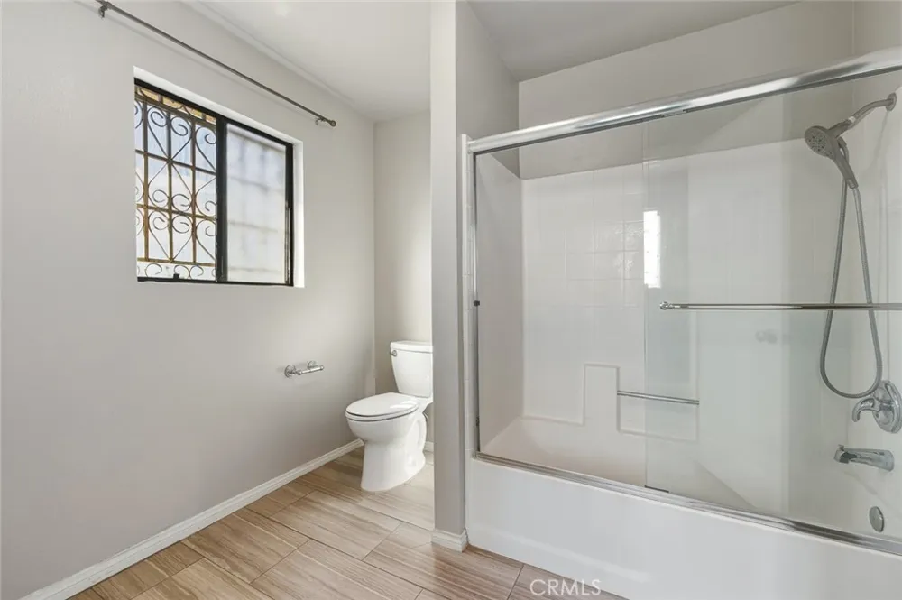 2555 Angelus Ave Rosemead, CA 91770