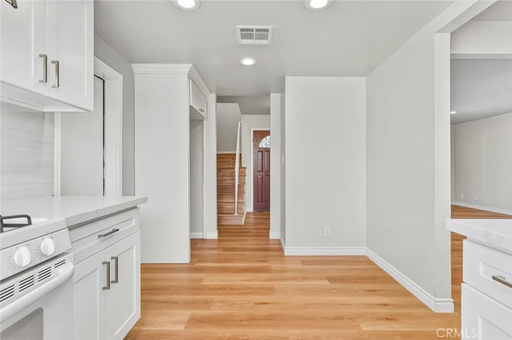 2555 Angelus Ave Rosemead, CA 91770