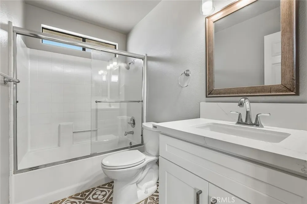 2555 Angelus Ave Rosemead, CA 91770