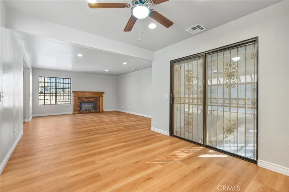 2555 Angelus Ave Rosemead, CA 91770