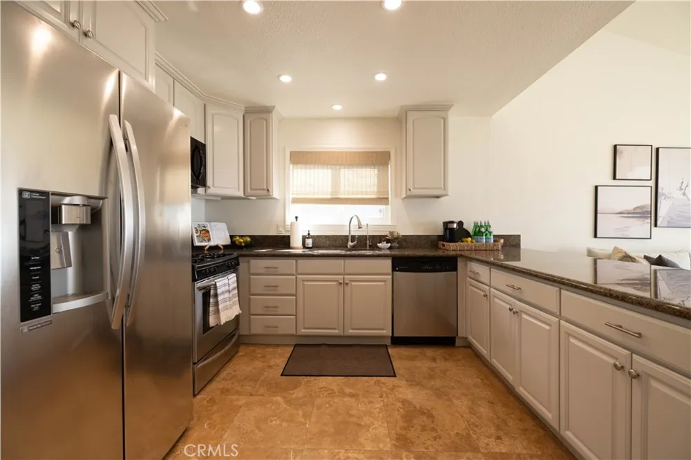 3012 W Oceanfront Newport Beach, CA 92663