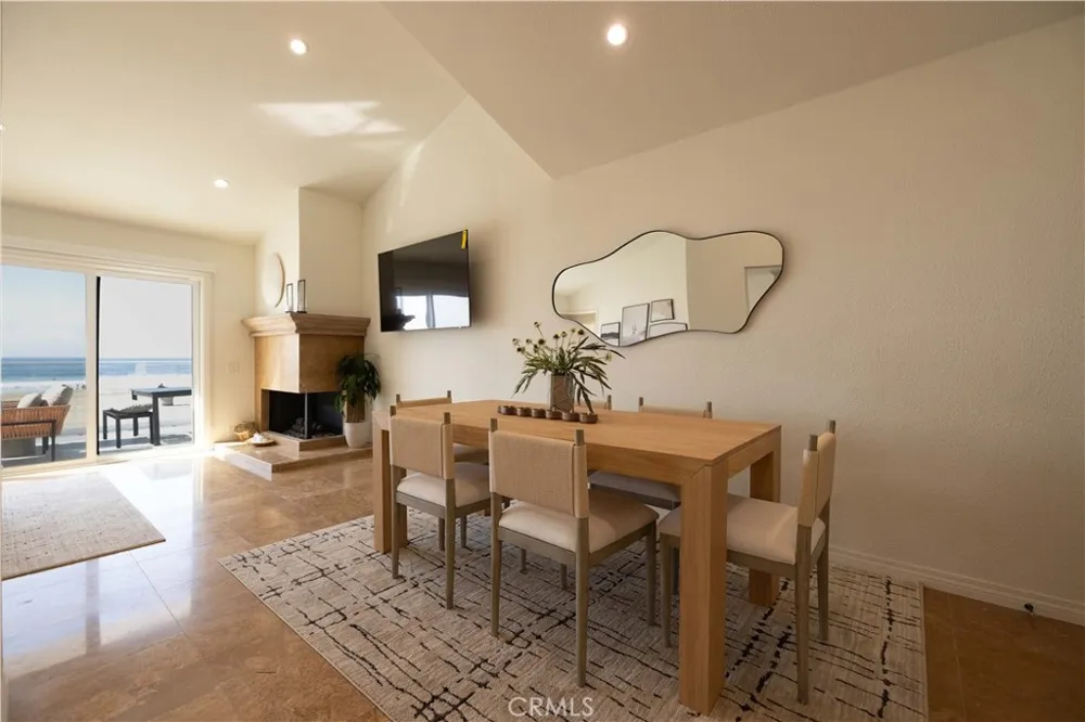 3012 W Oceanfront Newport Beach, CA 92663