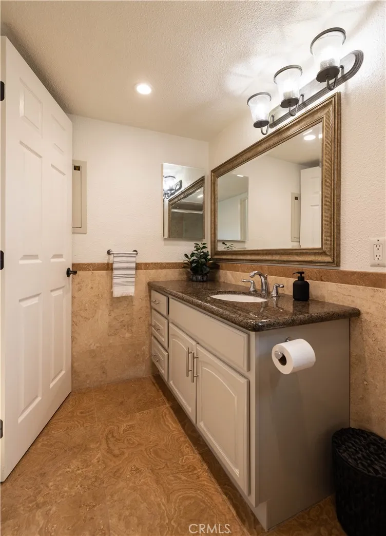 3012 W Oceanfront Newport Beach, CA 92663