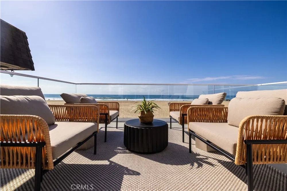 3012 W Oceanfront Newport Beach, CA 92663