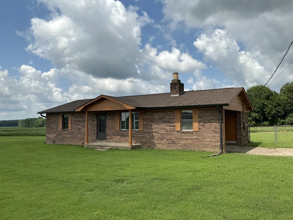 115 Jaynes Rd Bells, TN 38006