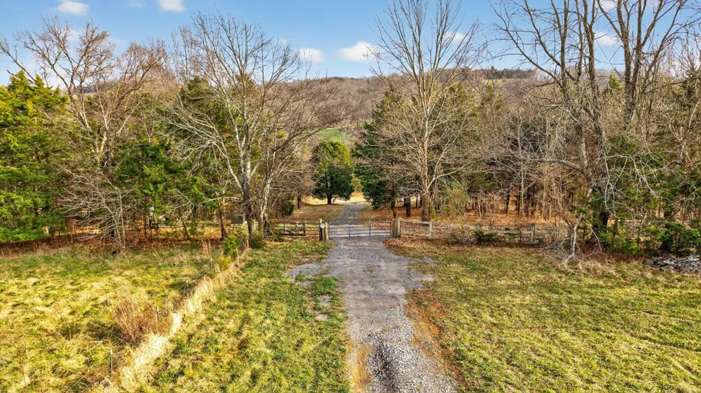 2955 Bostic Rd Nolensville, TN 37135