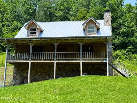 453 Trentham Hollow Rd