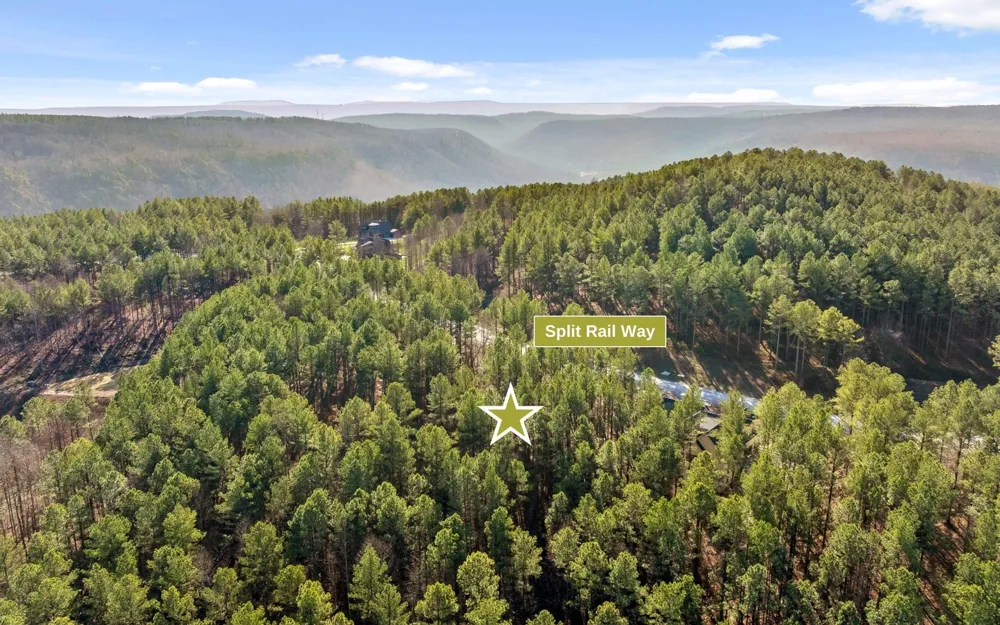 1125 Split Rail Way Guild, TN 37340