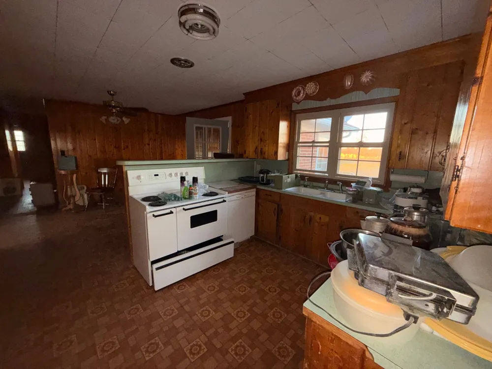 126 Dunn Rd Leoma, TN 38468