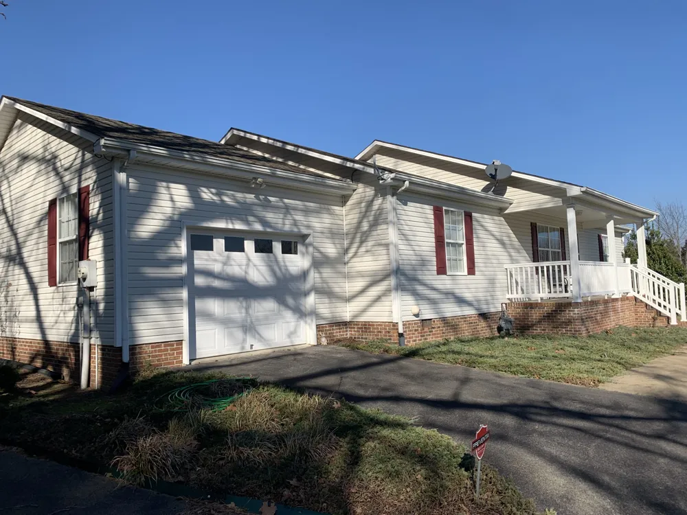 301 Rosson St Summertown, TN 38483