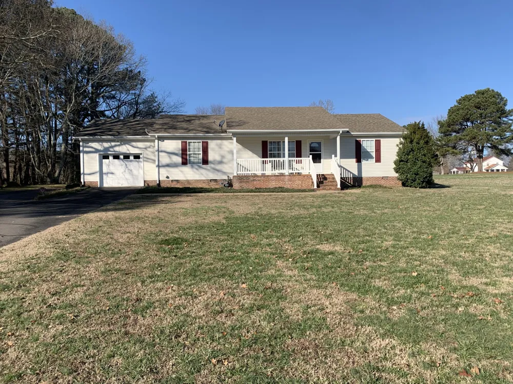 301 Rosson St Summertown, TN 38483