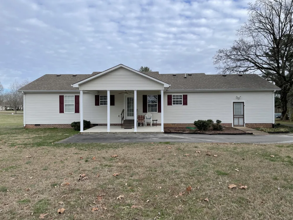 301 Rosson St Summertown, TN 38483