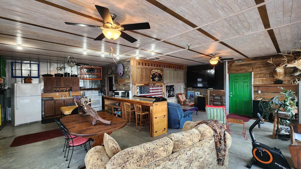 276 Schelley Rd Gainesboro, TN 38562