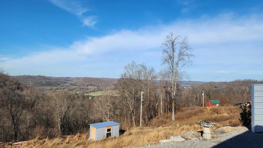 276 Schelley Rd Gainesboro, TN 38562