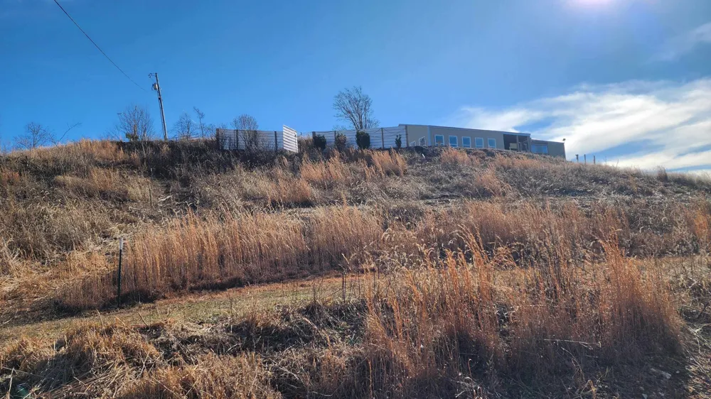 276 Schelley Rd Gainesboro, TN 38562