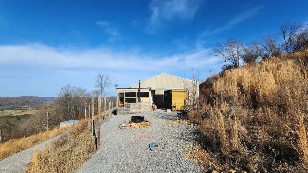 276 Schelley Rd Gainesboro, TN 38562