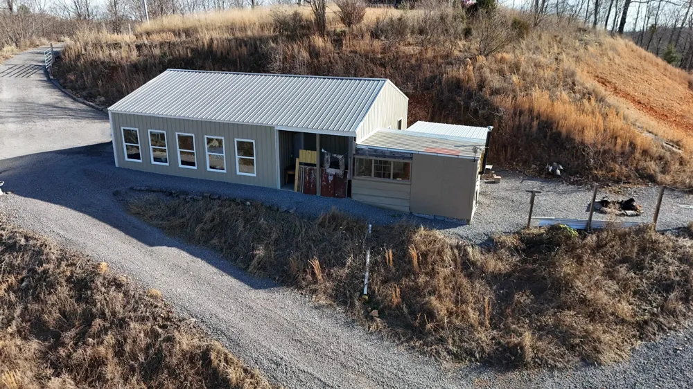 276 Schelley Rd Gainesboro, TN 38562
