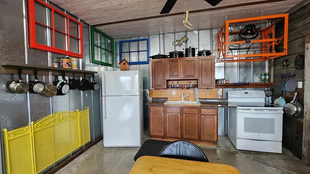 276 Schelley Rd Gainesboro, TN 38562
