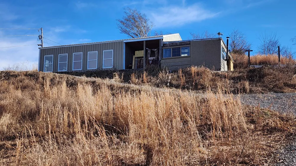 276 Schelley Rd Gainesboro, TN 38562