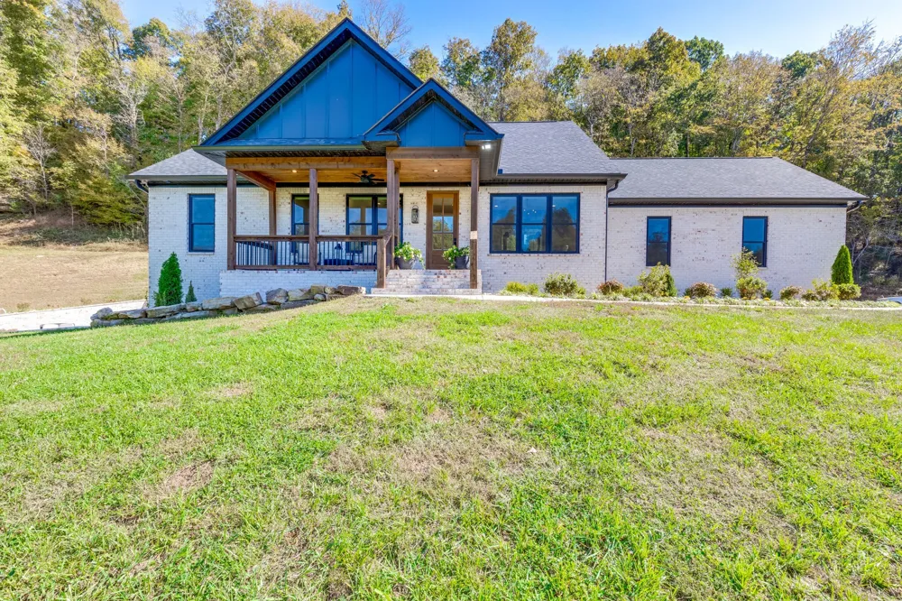 564 Mt Olive Cemetery Rd Lynnville, TN 38472