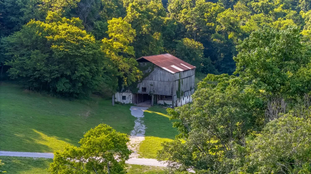 564 Mt Olive Cemetery Rd Lynnville, TN 38472