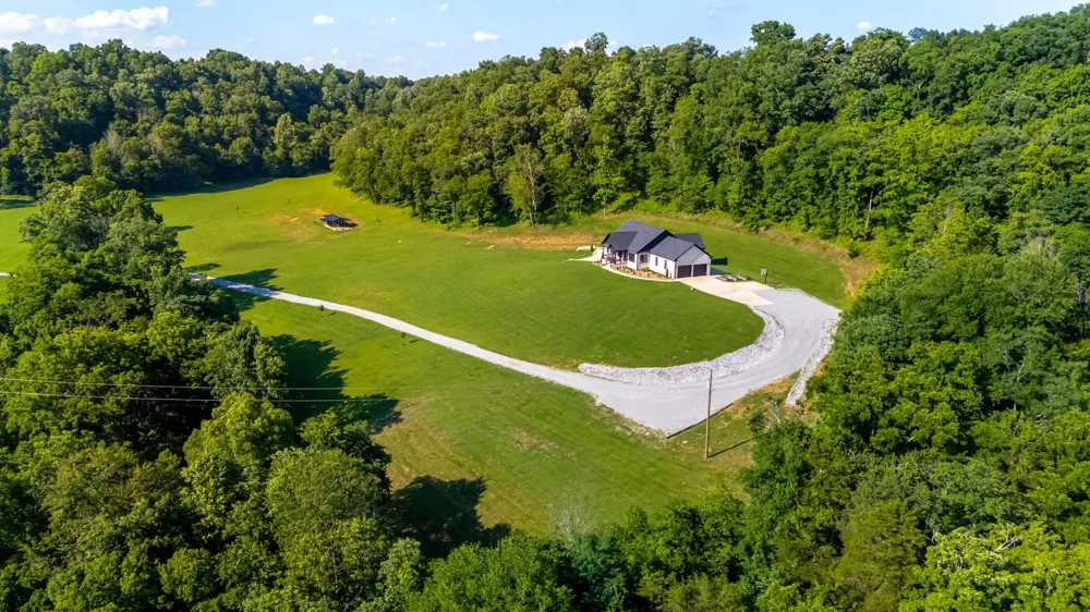 564 Mt Olive Cemetery Rd Lynnville, TN 38472