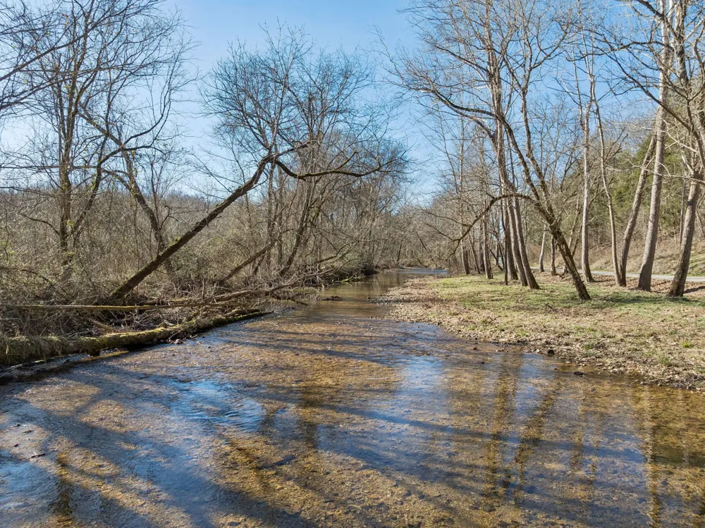 0 Hurricane Creek Road Linden, TN 37096