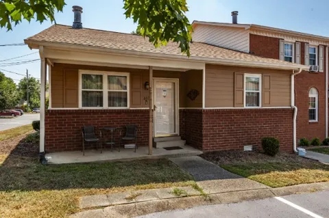 430 Walton Ferry Rd #807