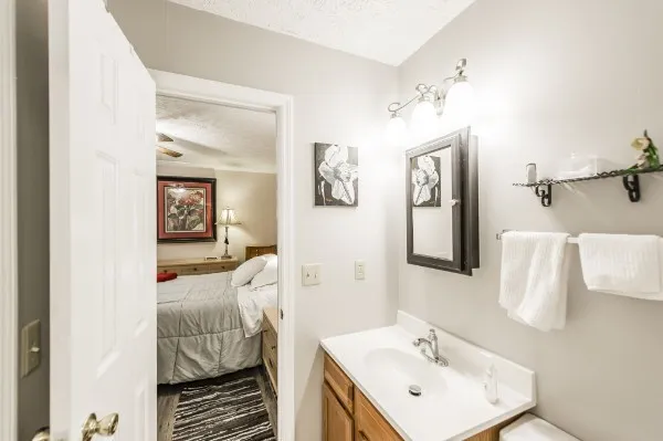 430 Walton Ferry Rd #807 Hendersonville, TN 37075