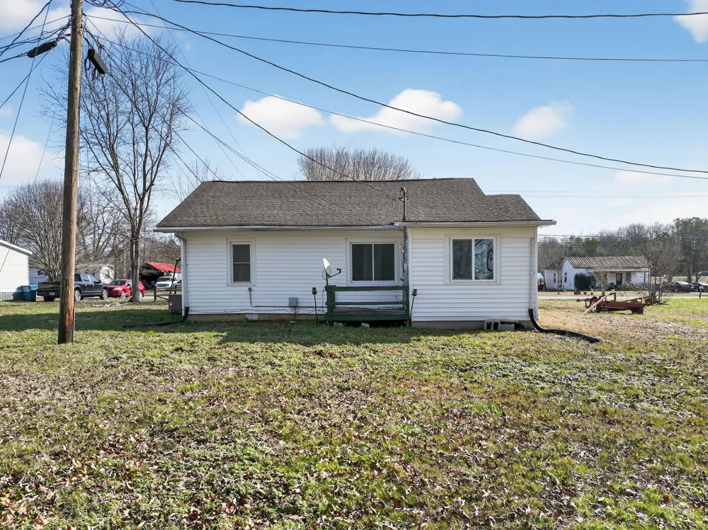 1360 Dunavin Dr Baxter, TN 38544