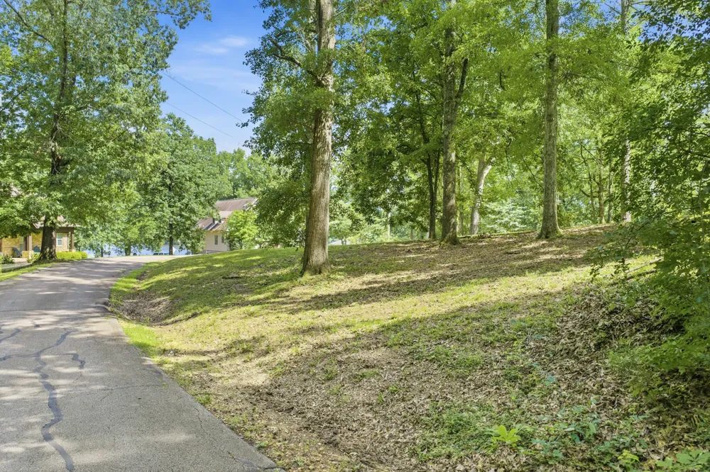 90 Arrowhead Circle Parsons, TN 38363
