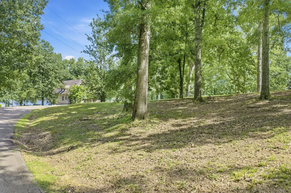 90 Arrowhead Circle Parsons, TN 38363