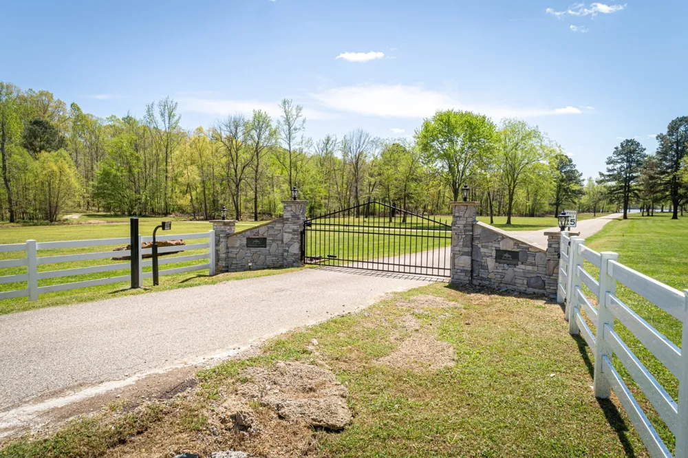 90 Arrowhead Circle Parsons, TN 38363