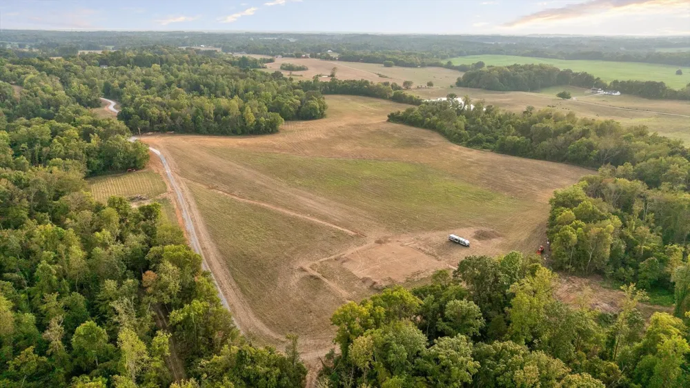 10 Sturgeon Creek Road Cedar Hill, TN 37032