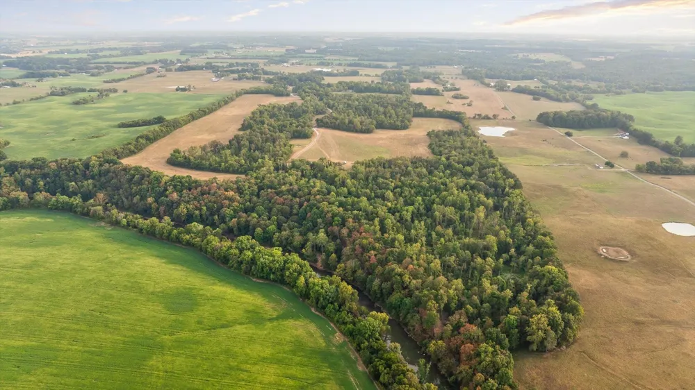 10 Sturgeon Creek Road Cedar Hill, TN 37032