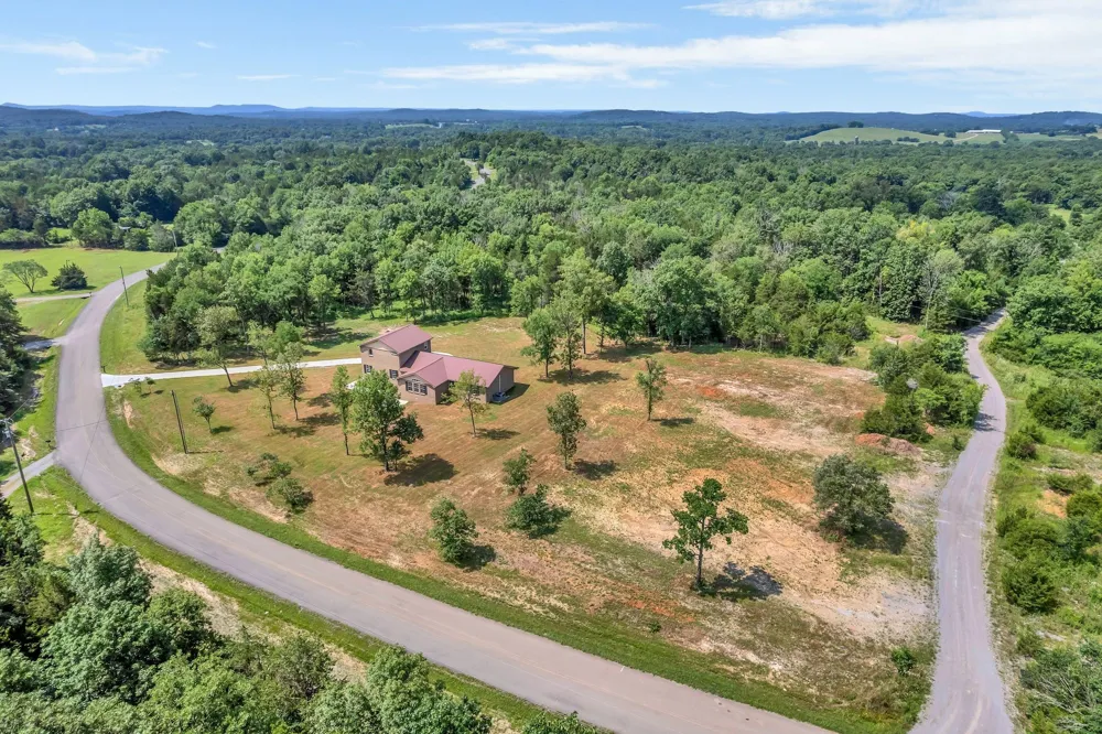 5065 Craddock Rd Lascassas, TN 37085