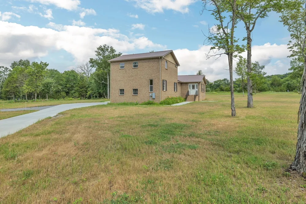 5065 Craddock Rd Lascassas, TN 37085