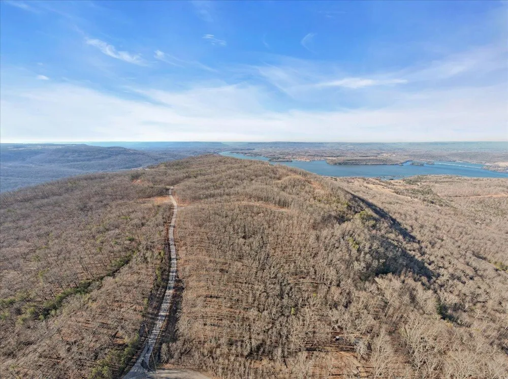 211 Walosi Lane South Pittsburg, TN 37380