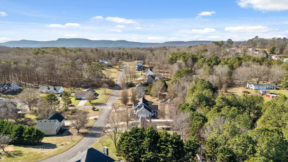 191 Haleys Cove Drive Chickamauga, GA 30707