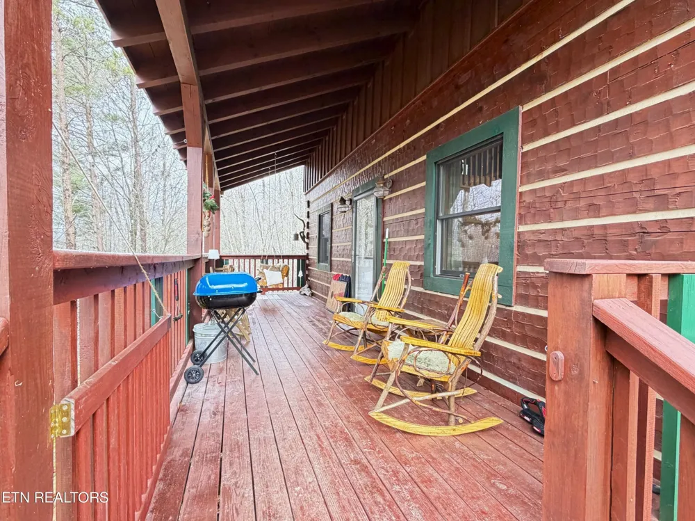 5150 Raven Branch Rd Del Rio, TN 37727