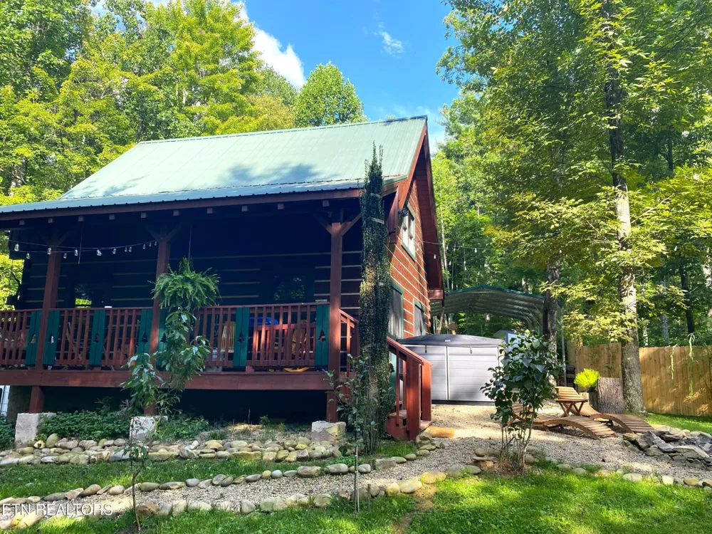 5150 Raven Branch Rd Del Rio, TN 37727