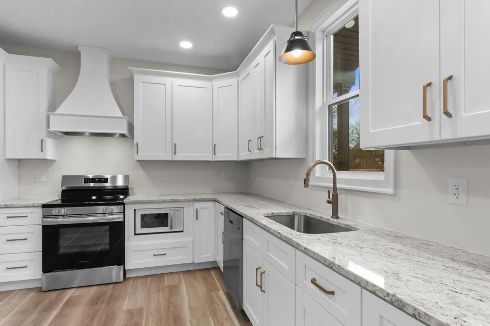 14 Warren St Paris, TN 38242